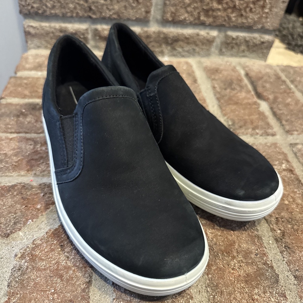 ECCO Soft 7 Slip On Shoes Womens Size 5-5.5 Black Nubuck Leather Comfort Casual